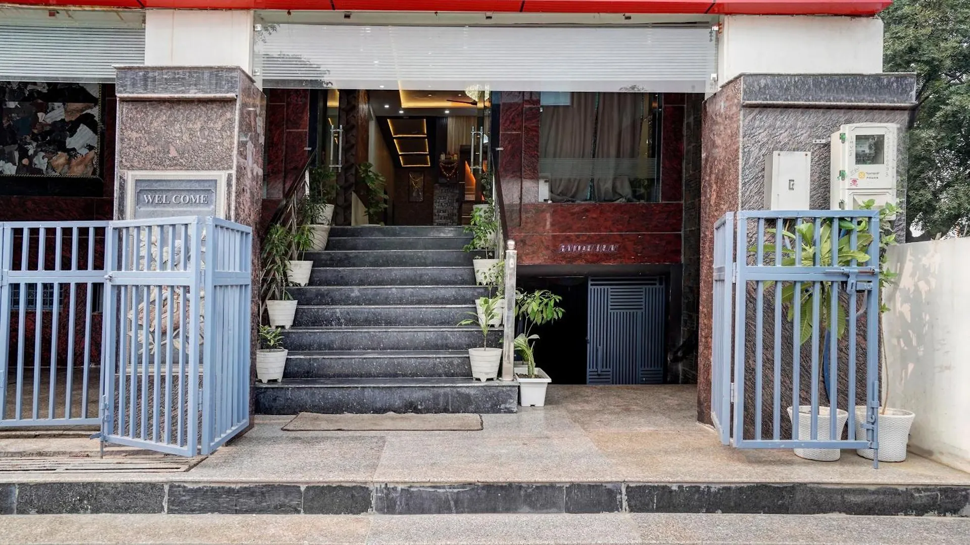 ***  Hotel Jimmy Palace Home Stay Agra  India