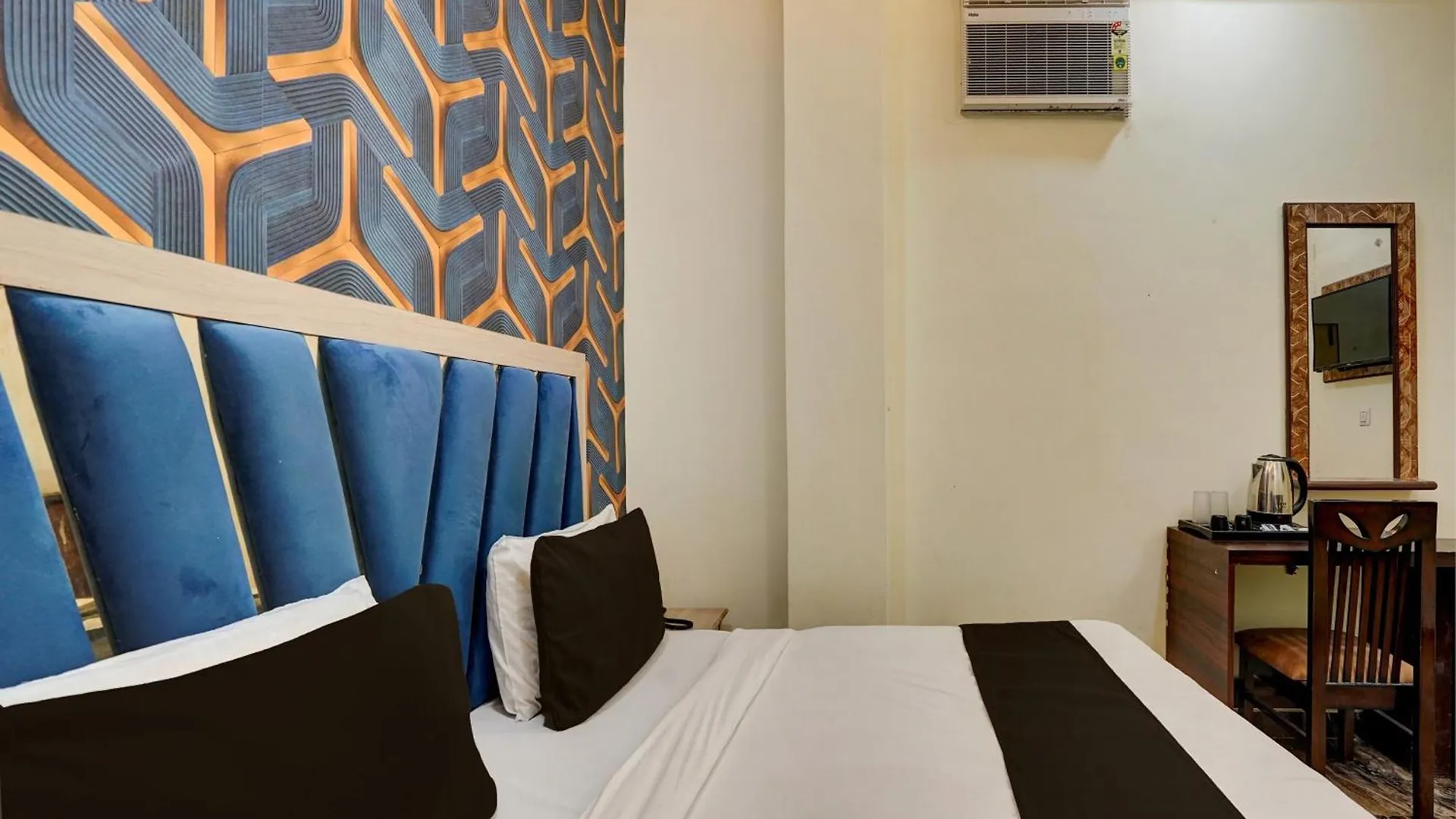 Hotel Jimmy Palace Home Stay Agra
